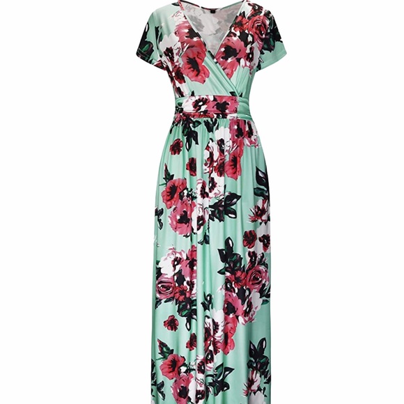 Ouges Dresses & Skirts - Women's V-Neck Pattern Pocket Maxi Dress